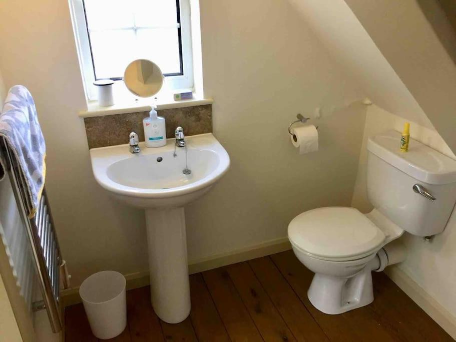 Grove Farm Old Granary, 1St Floor Loft Apartment, Includes Continental Breakfast Lincoln Eksteriør bilde